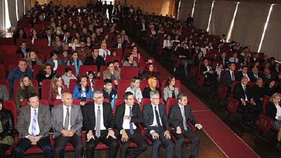 Öğretmenler Günü Kazıklı Kervansaray Kültür Merkezinde Kutlandı