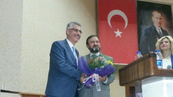 Prof.Dr. Abdurrahman Özdemir Gölcük Anadolu Lisesi Öğrencilerine Konferans Verdi.