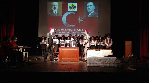 Gölcük İhsaniye Anadolu Lisesi 12 Mart İstiklal Marşının Kabulü ve Mehmet Akif Ersoyu Anma Programı Düzenledi 