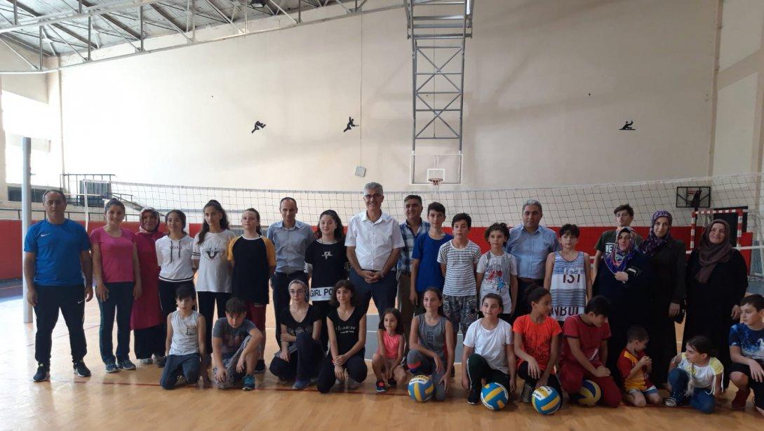 Futsal Çalışmalarına Müdürümüzden Ziyaret